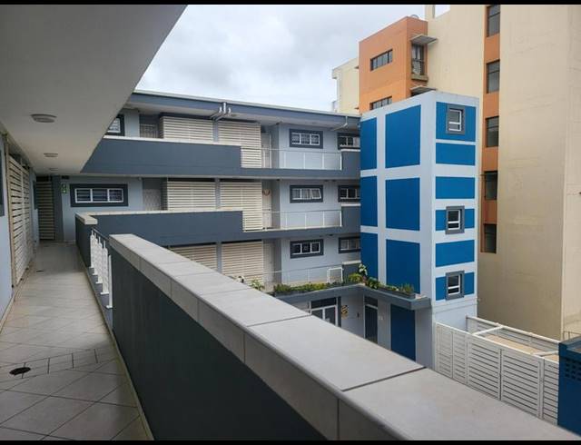 2 BEDROOM APARTMENT FOR SALE IN UMHLANGA RIDGE